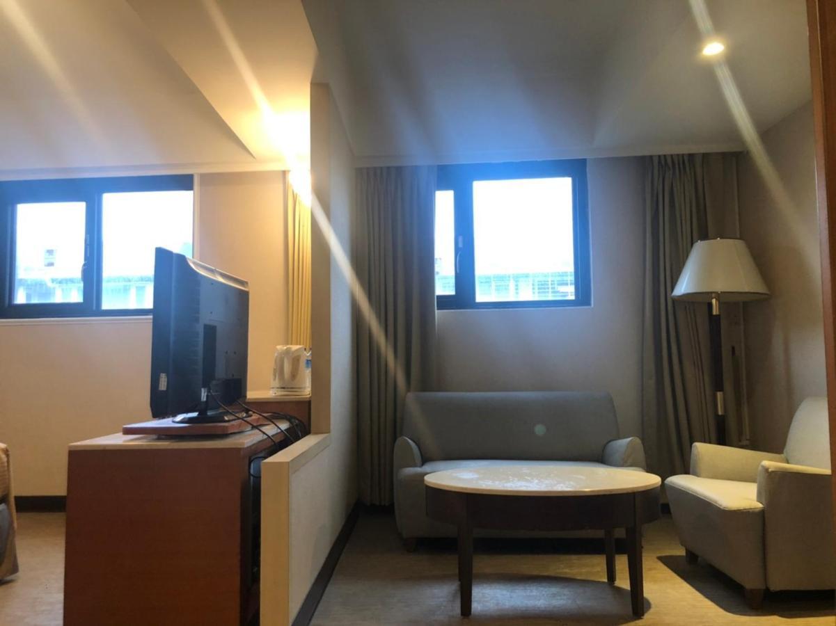 Doitsu Hotel Ταϊπέι Εξωτερικό φωτογραφία